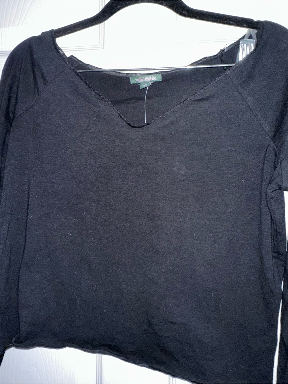Wild Fable Womens Long Sleeve V-Neck Cropped Top, Black Size XL - Picture 2 of 4